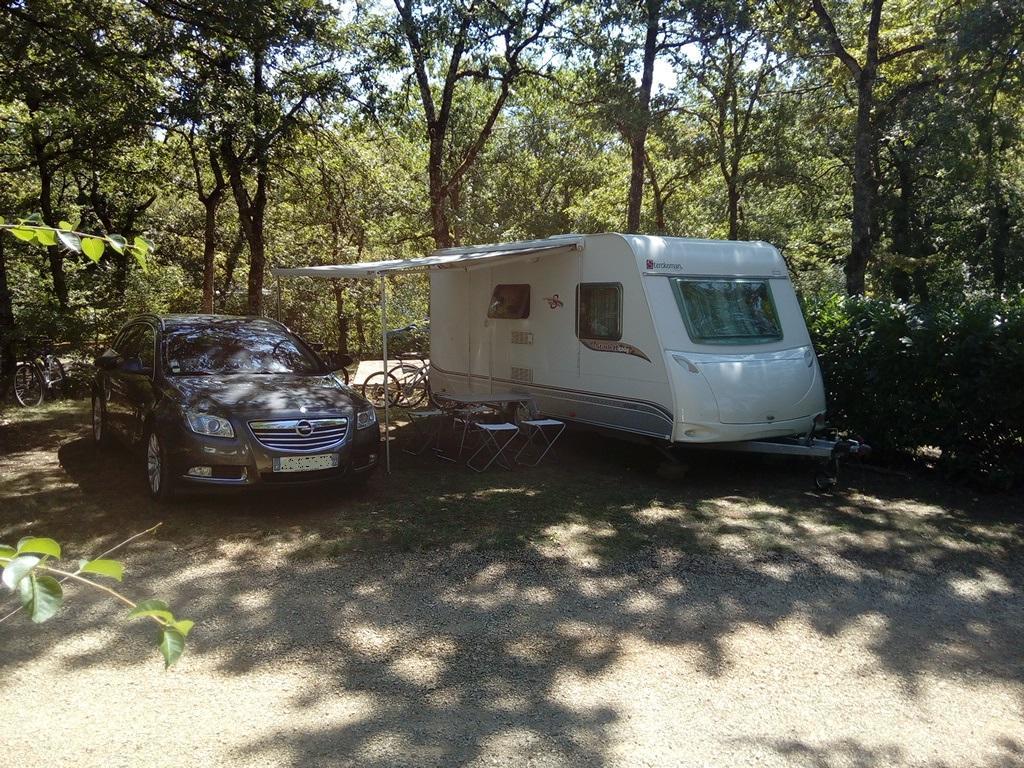 Hotel Camping Au Bois Dormant Chauffour-sur-Vell Zewnętrze zdjęcie