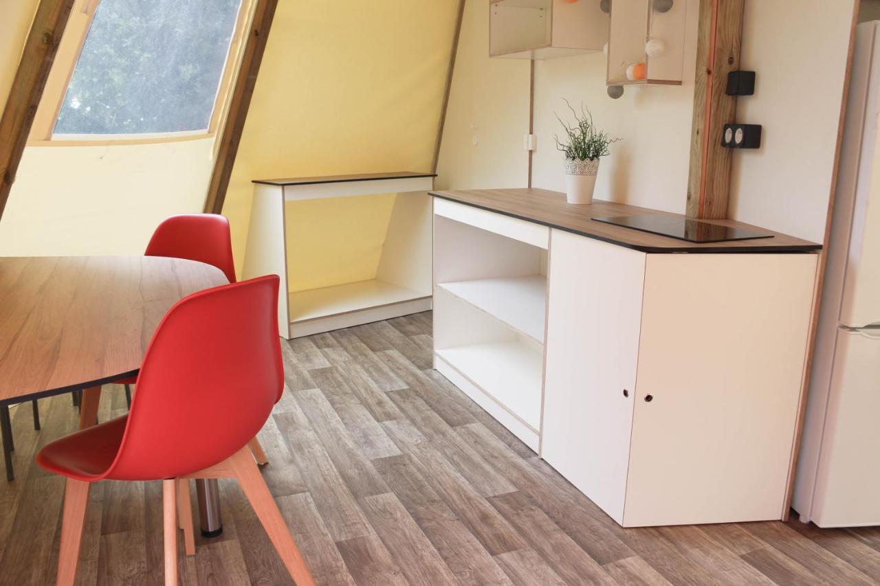 Hotel Camping Au Bois Dormant Chauffour-sur-Vell Zewnętrze zdjęcie