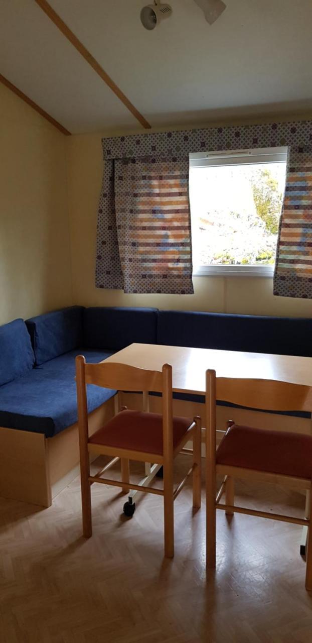 Hotel Camping Au Bois Dormant Chauffour-sur-Vell Zewnętrze zdjęcie