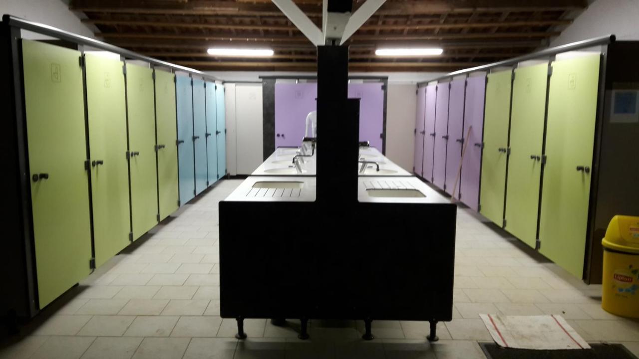Hotel Camping Au Bois Dormant Chauffour-sur-Vell Zewnętrze zdjęcie